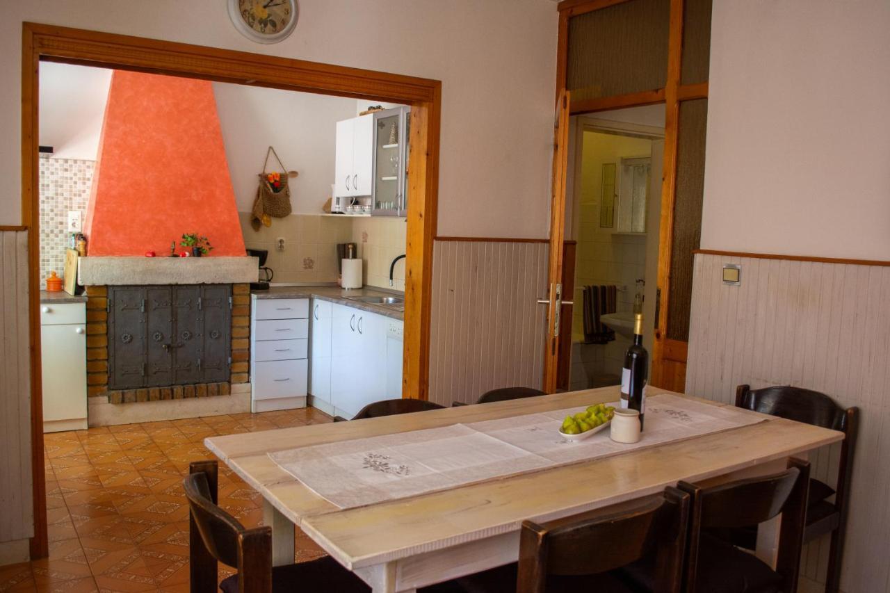 Stone House Dioniz Villa Brnistrova Екстериор снимка