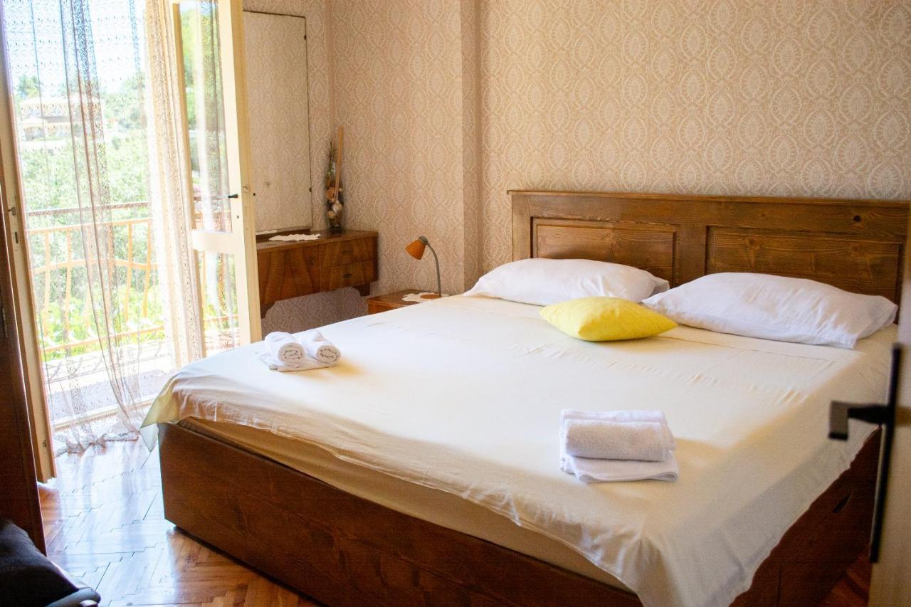 Stone House Dioniz Villa Brnistrova Екстериор снимка