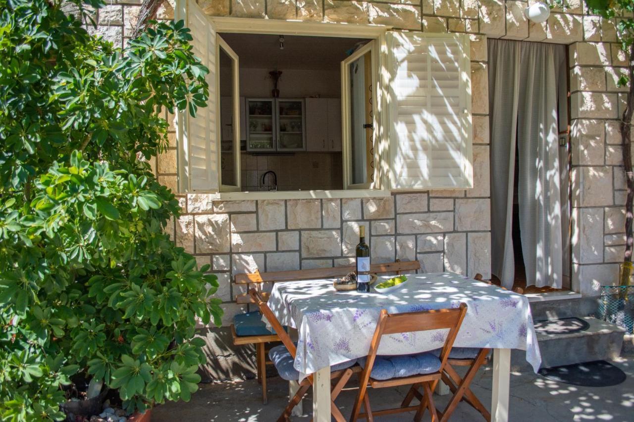 Stone House Dioniz Villa Brnistrova Екстериор снимка